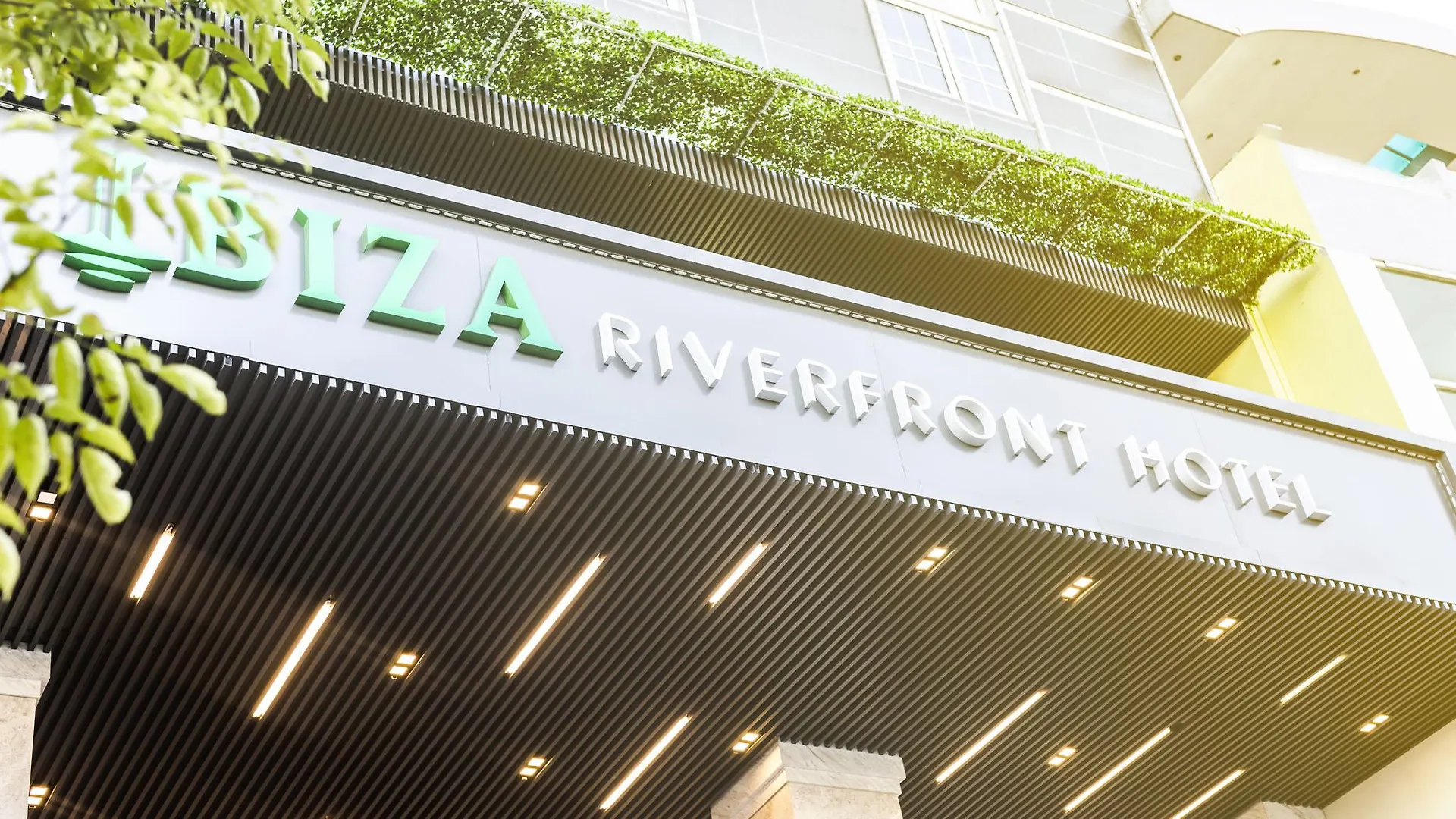 Ibiza Riverfront Da Nang Hotel