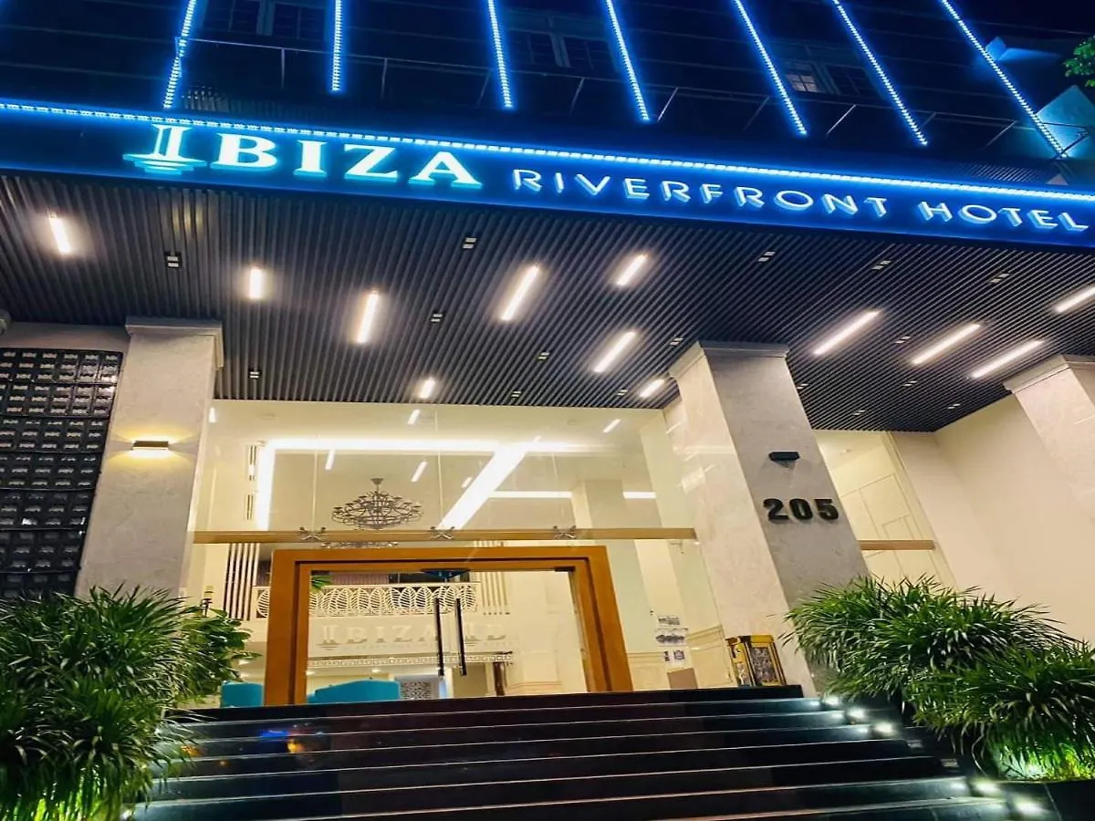 Ibiza Riverfront Da Nang Hotel