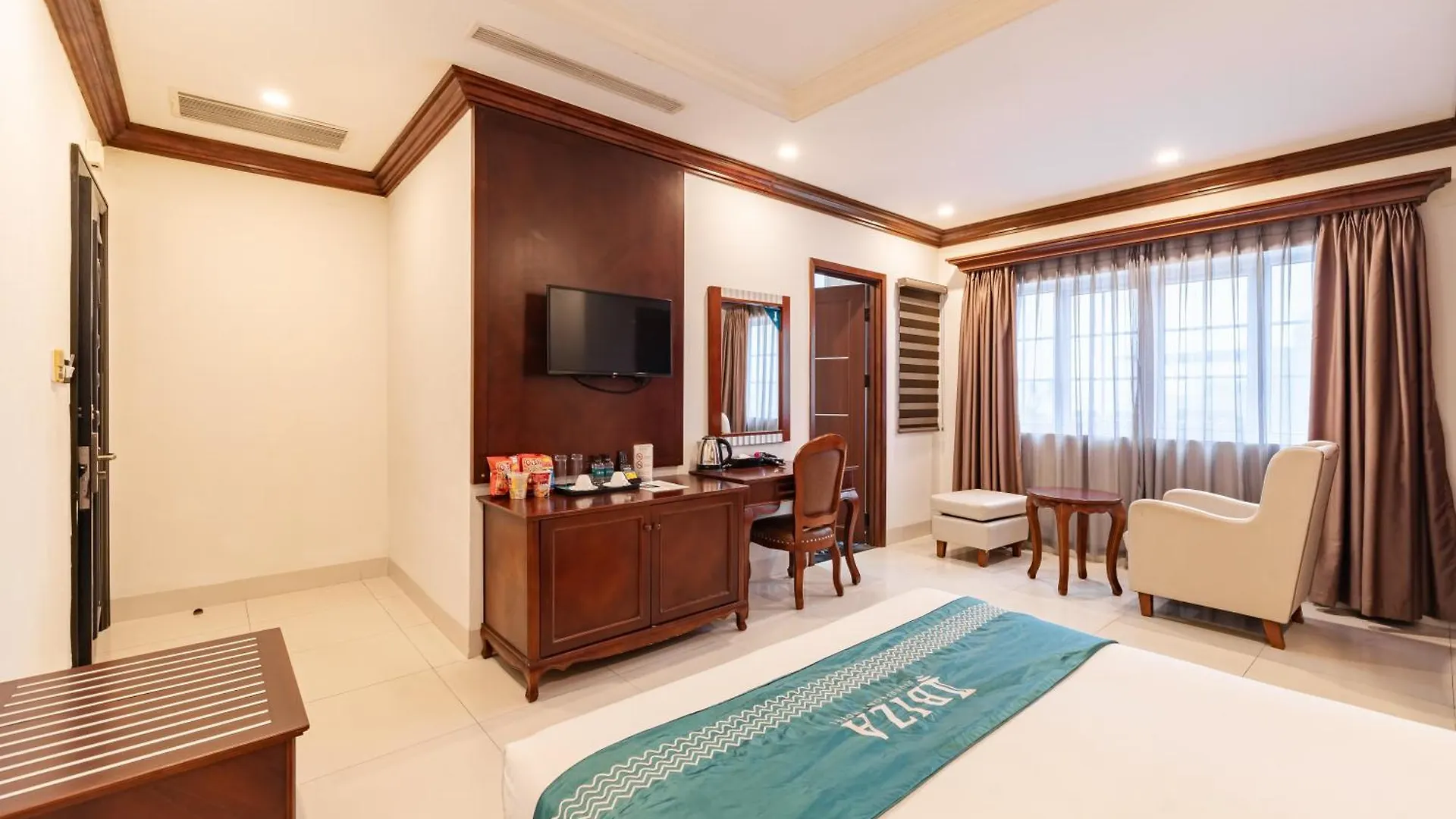Ibiza Riverfront Da Nang Hotel