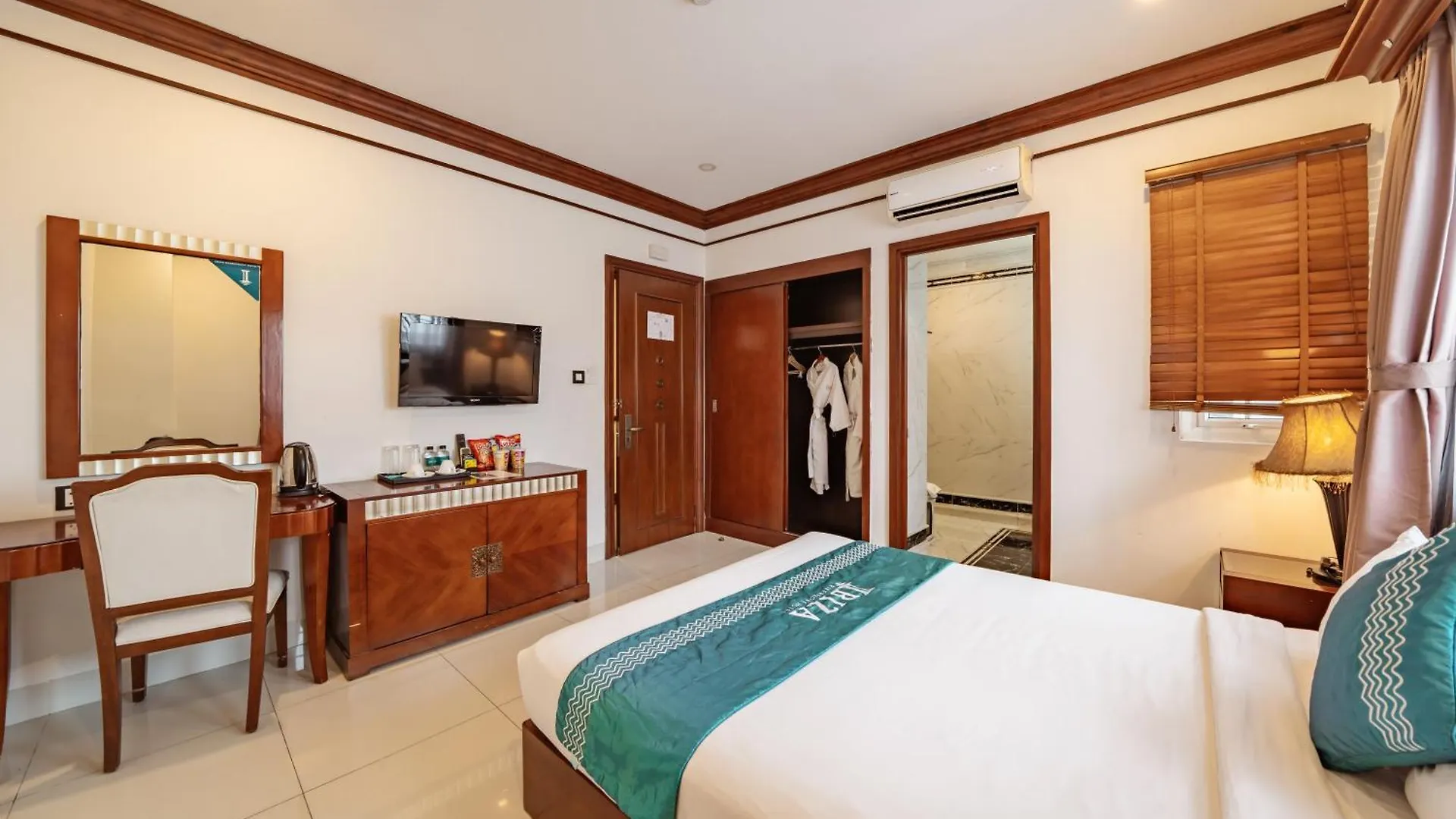 Ibiza Riverfront Da Nang Hotel