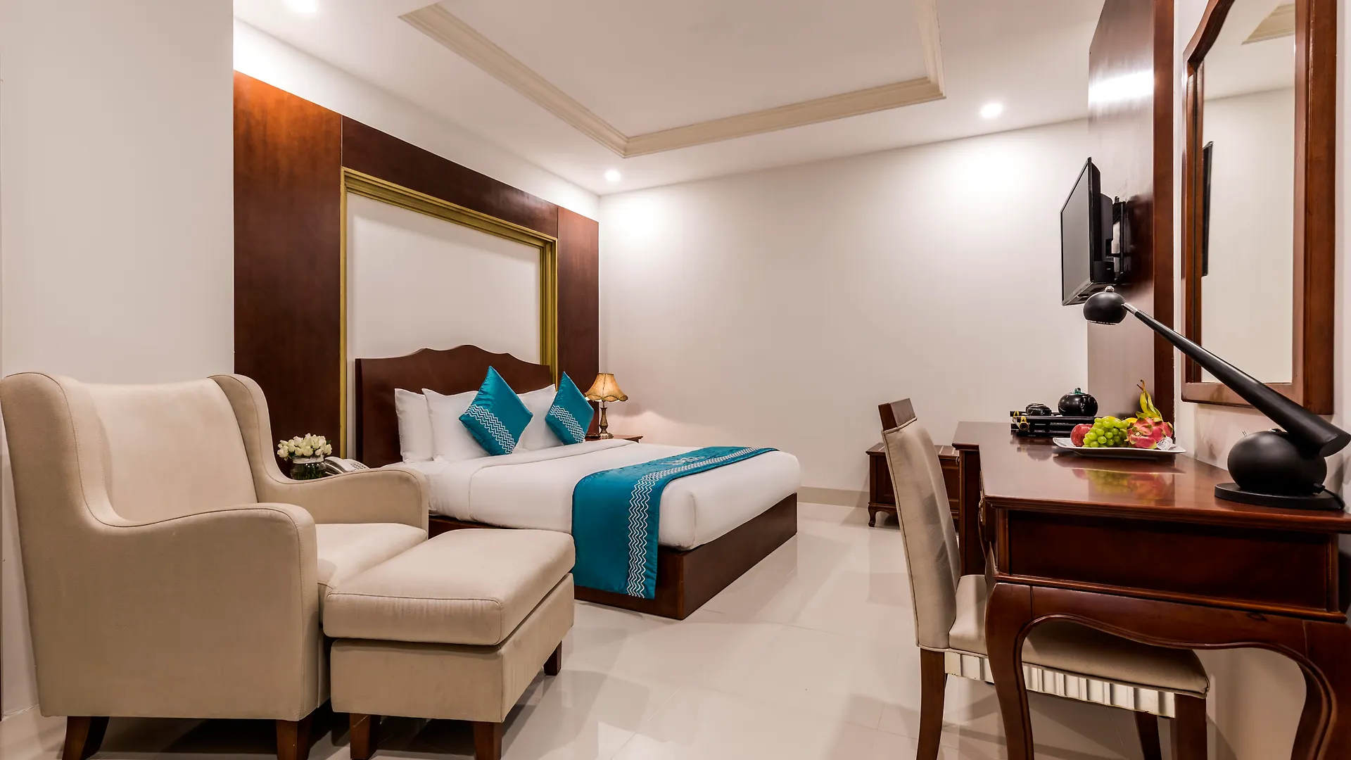 Ibiza Riverfront Da Nang Hotel Powered By Aston