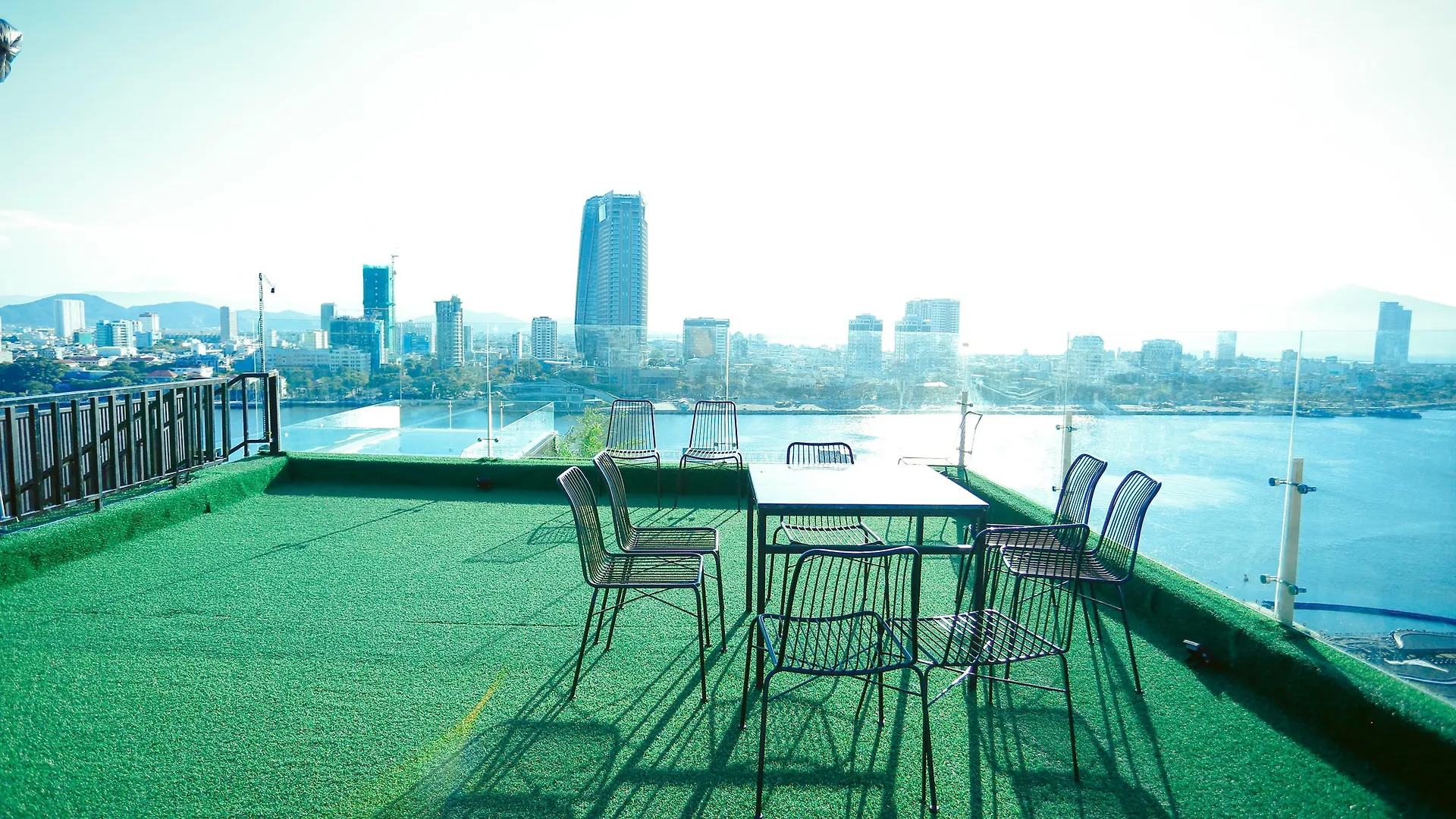 Ibiza Riverfront Da Nang Hotel Powered By Aston 4*,  Vietnam
