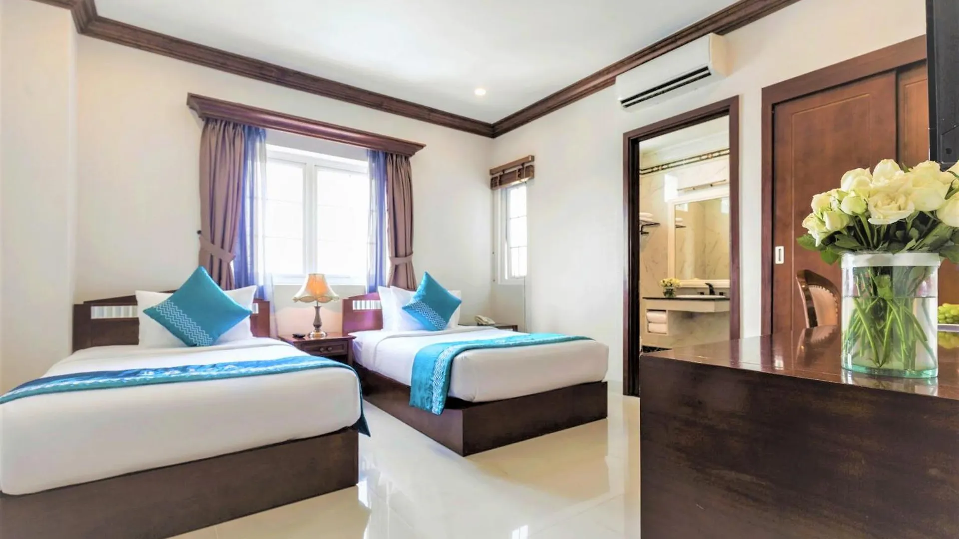 Ibiza Riverfront Da Nang Hotel Powered By Aston